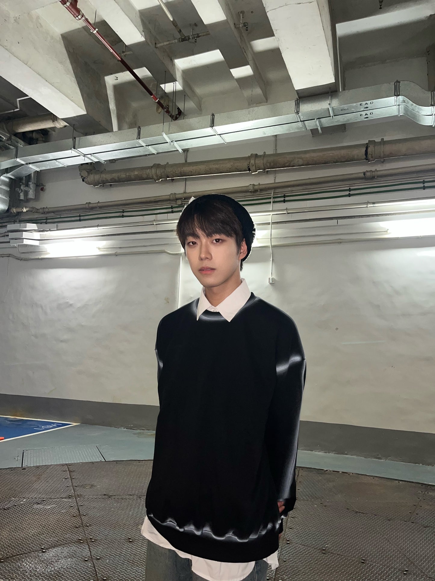 Hand Spray Sweater #PB049