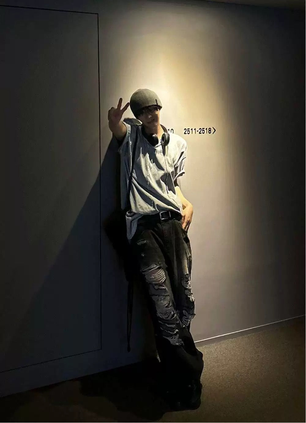 Reverse Stitch Grunge Tee (預訂款 同款買2件起78折)