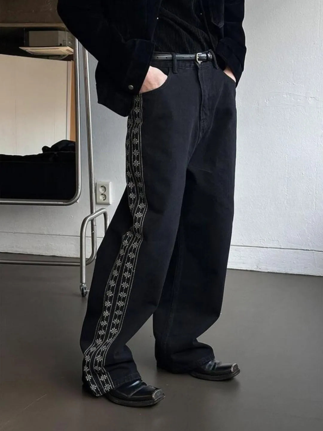 Handmade flower denim Pant