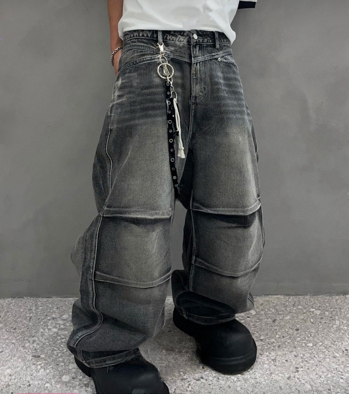 Parachute Wide Jeans