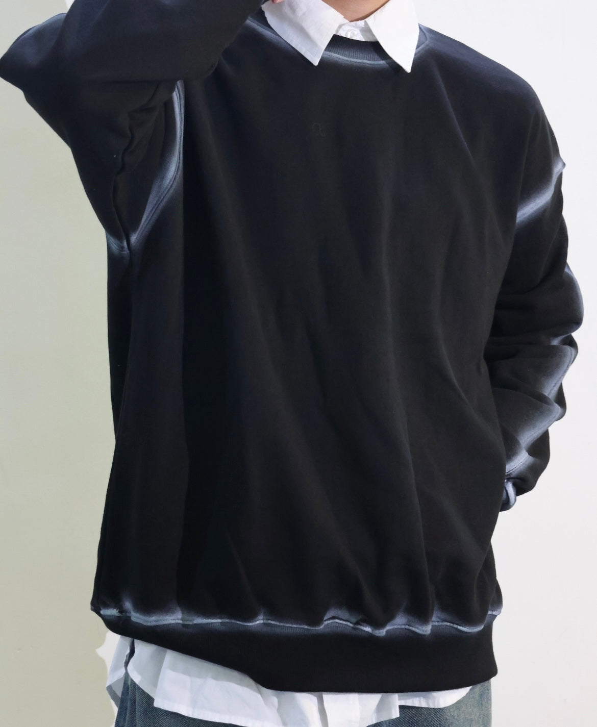 Hand Spray Sweater #PB049