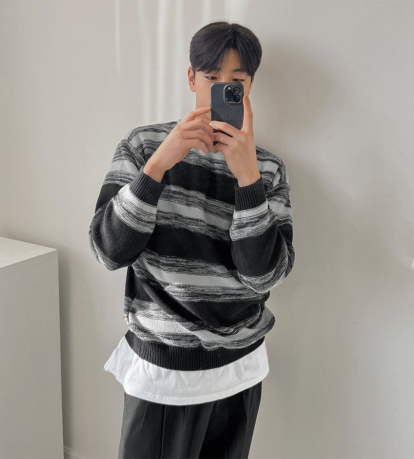 Gradation Line Slit Knit