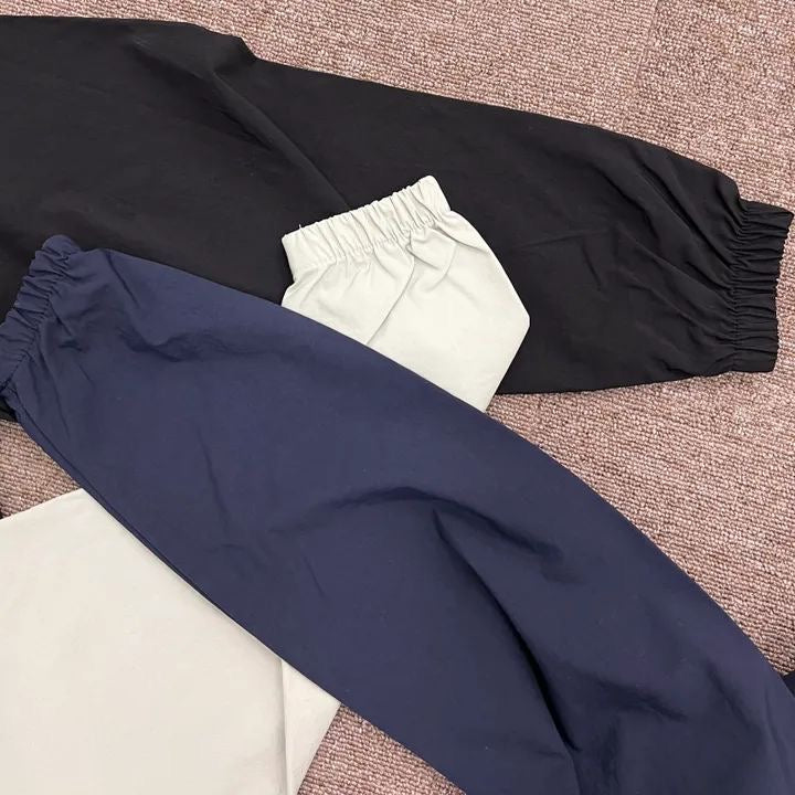 V neck nylon sweater