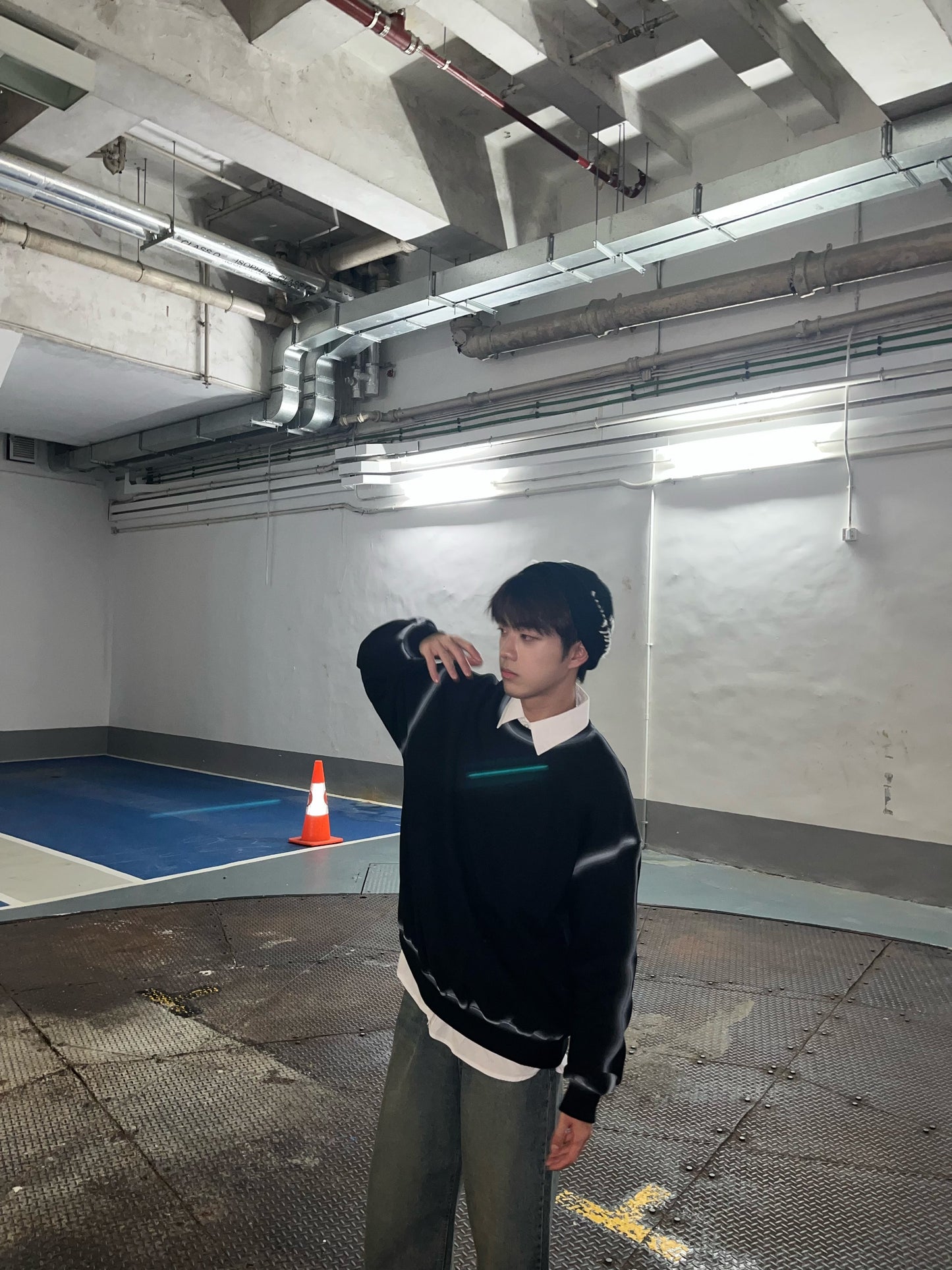 Hand Spray Sweater #PB049